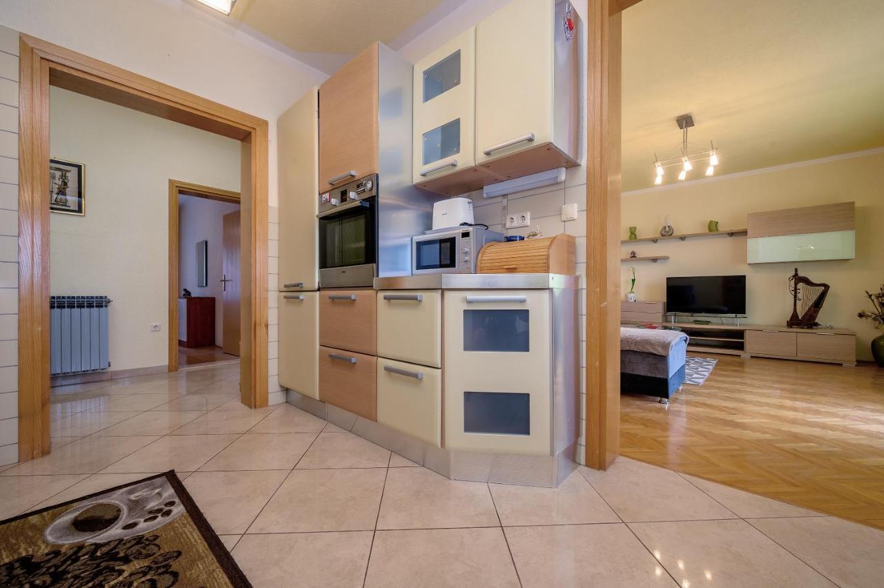 Apartments Juric Podstrana Extérieur photo
