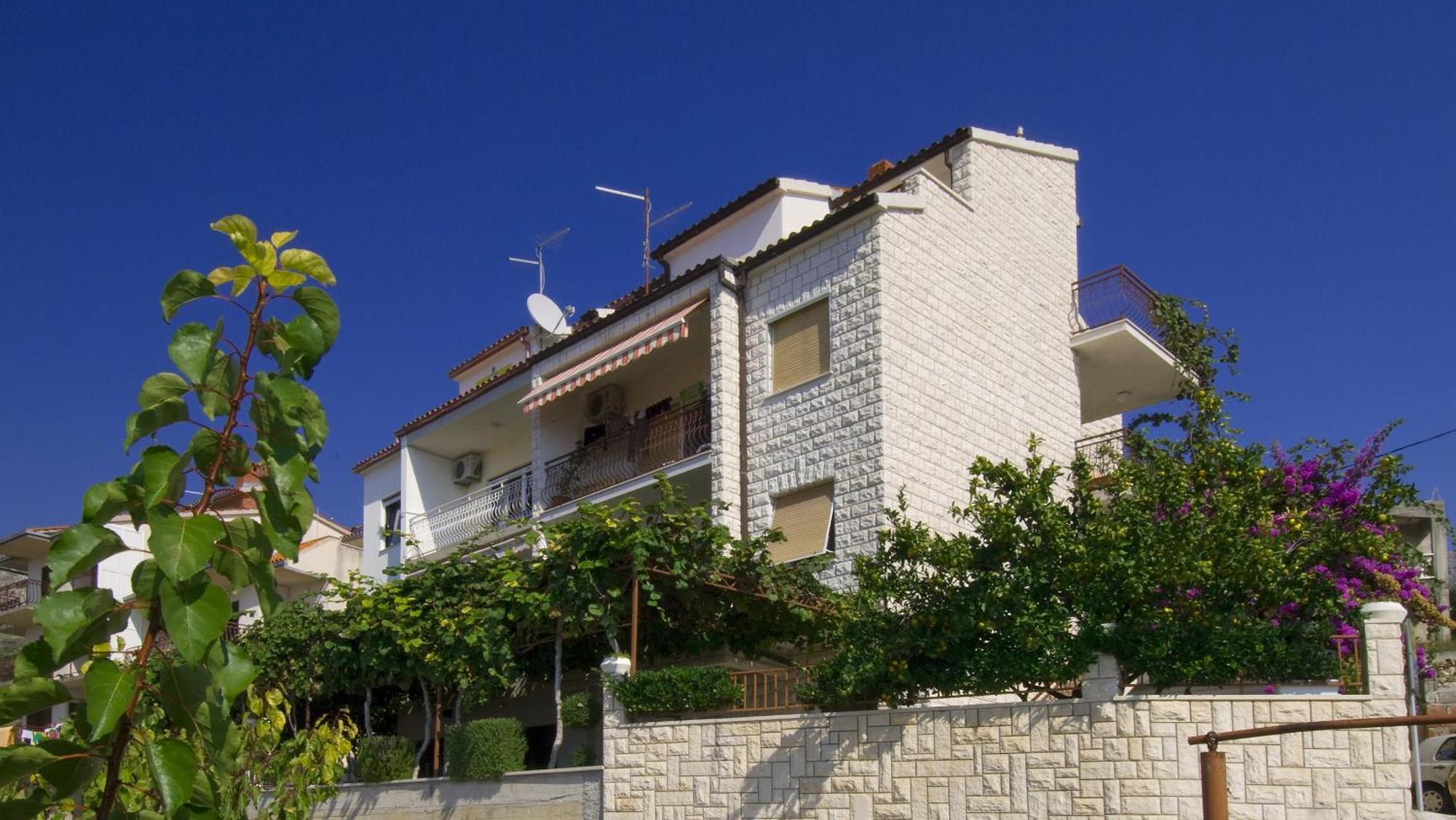 Apartments Juric Podstrana Extérieur photo